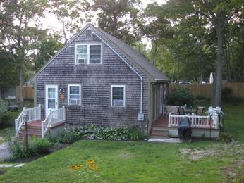 18 Colony Beach Blvd, Plymouth, MA 02360