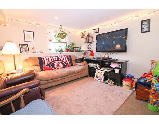 181 Hedges Pond Rd, Plymouth, MA 02360