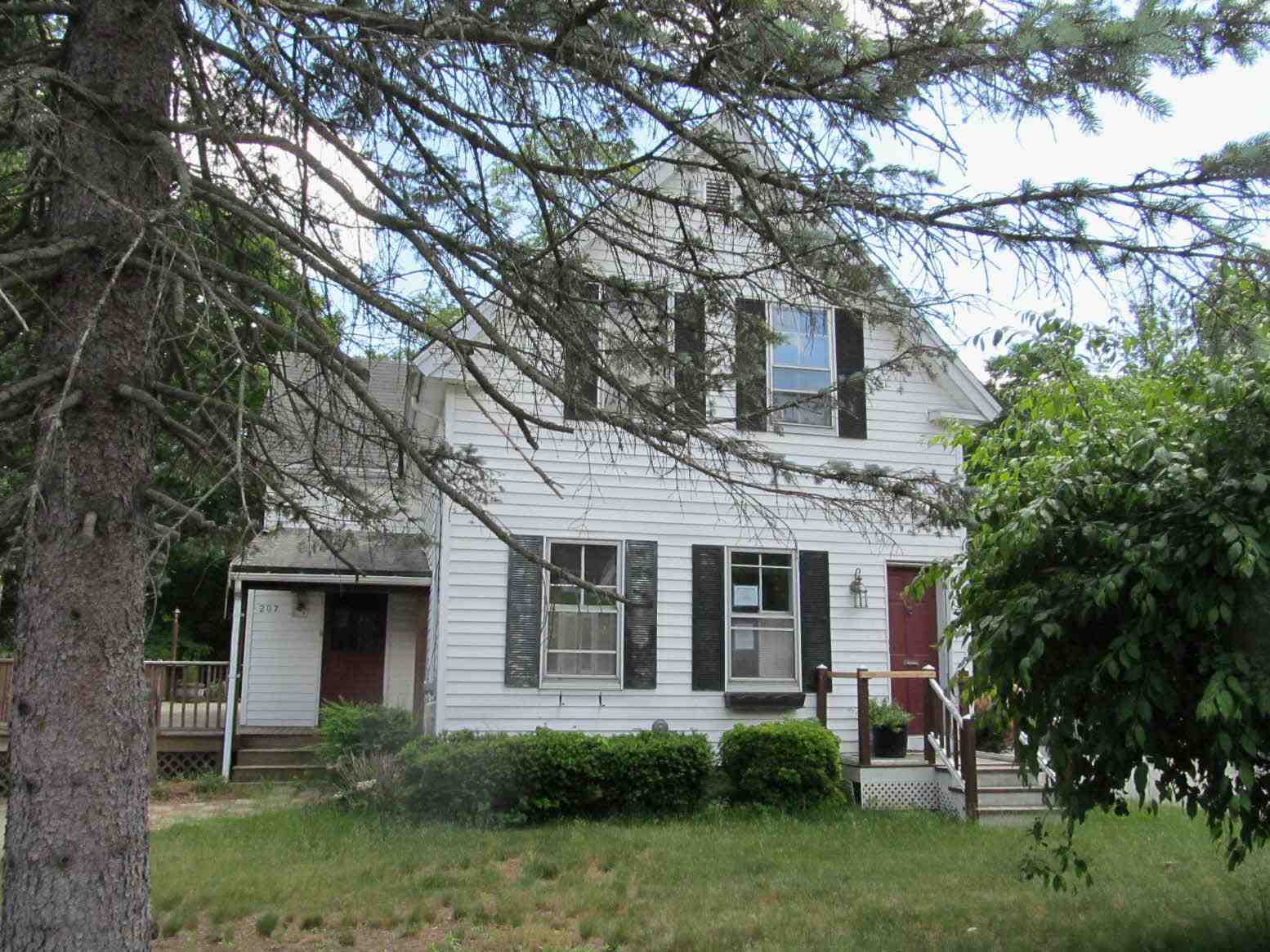 207 Vernon StRockland, MA, 02370Plymouth County