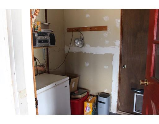 74 Hogg Memorial Dr., Whitman, MA 02382