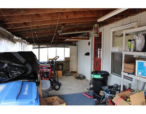 74 Hogg Memorial Dr., Whitman, MA 02382