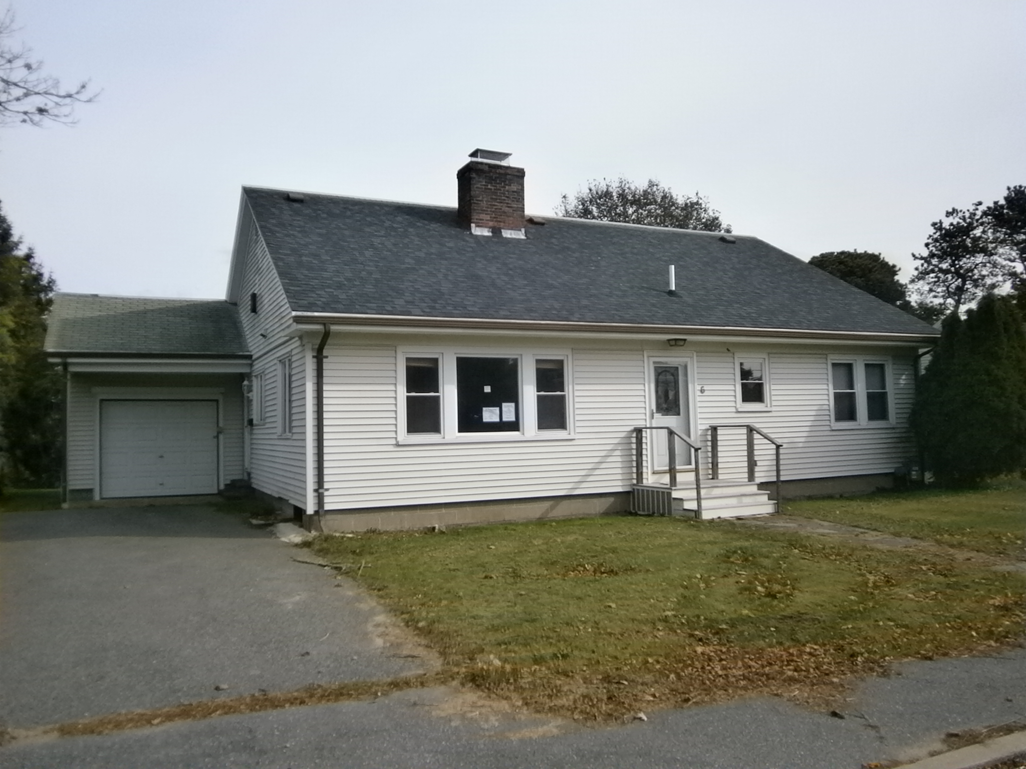 6 Perry AvenueBourne, MA, 02532Barnstable County