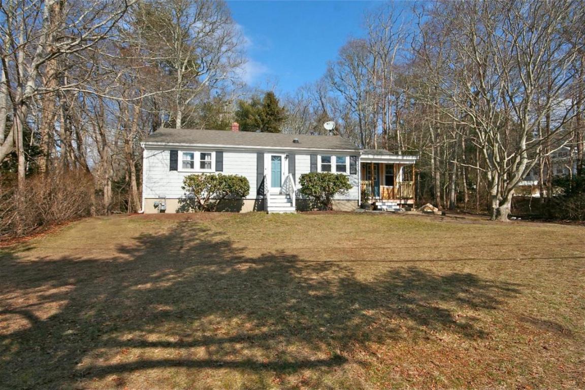 5 Clay Pond Road, Monument Beach, MA 02532