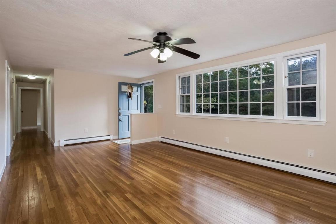 201 Plum Hollow Road, East Falmouth, MA 02536
