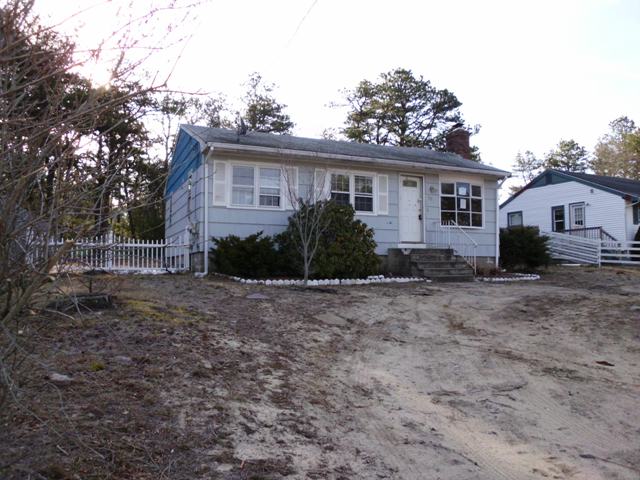 113 Wareham Lake Shore DrEast Wareham, MA, 02538Plymouth County