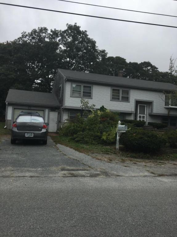 7 Quaker Road, Hyannis, MA 02601