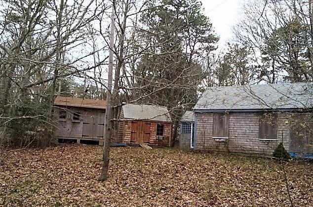 38 Weaver Road, Centerville, MA 02632