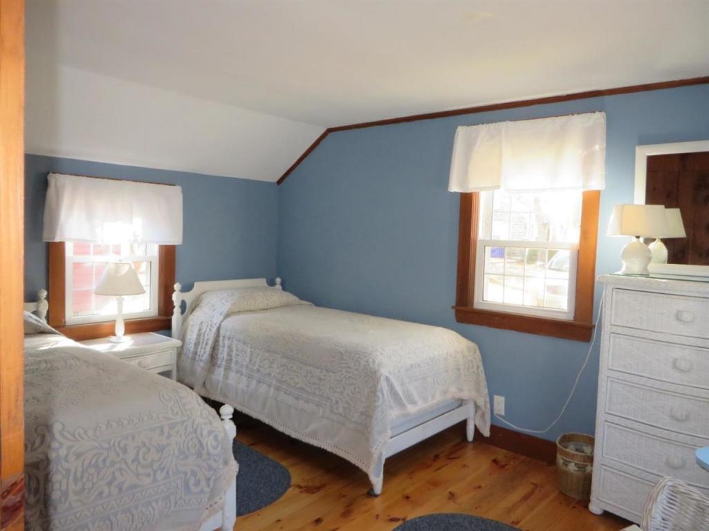 14 Ocean Park West, Dennis Port, MA 02639