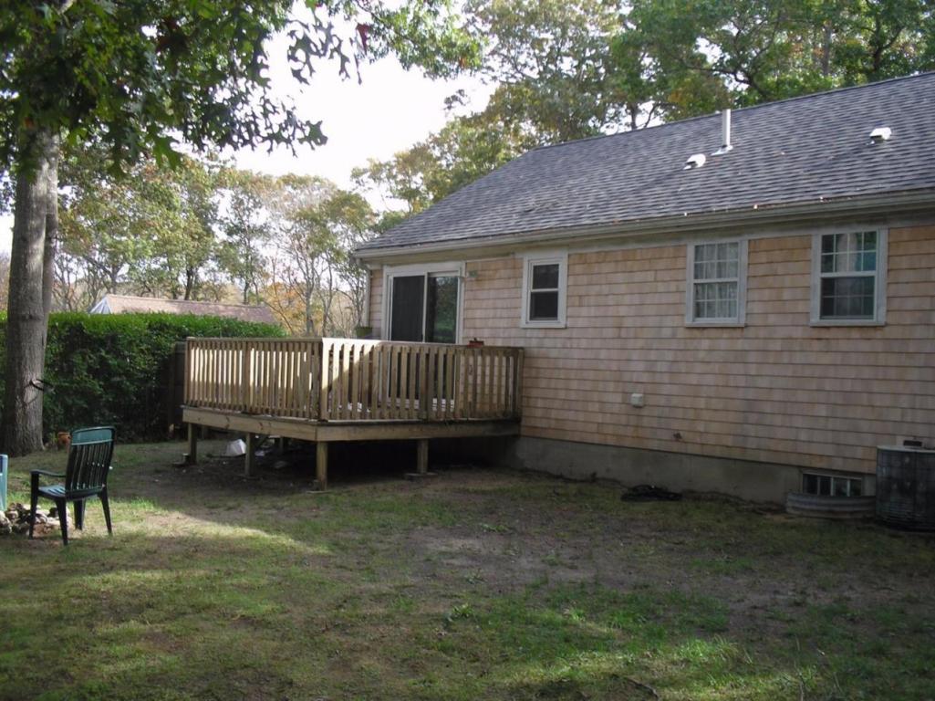 22 Van Gogh Drive, Osterville, MA 02655