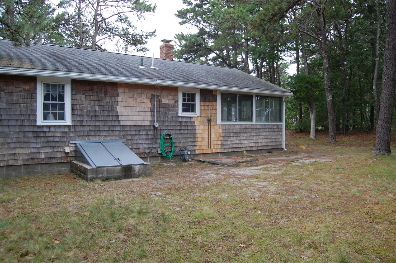 16 Melva St, South Yarmouth, MA 02664