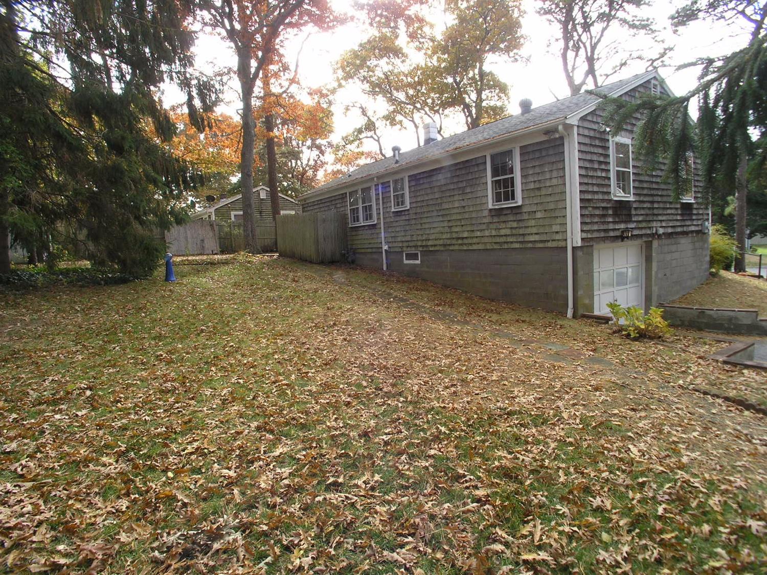 28 Lakefield Road, South Yarmouth, MA 02664