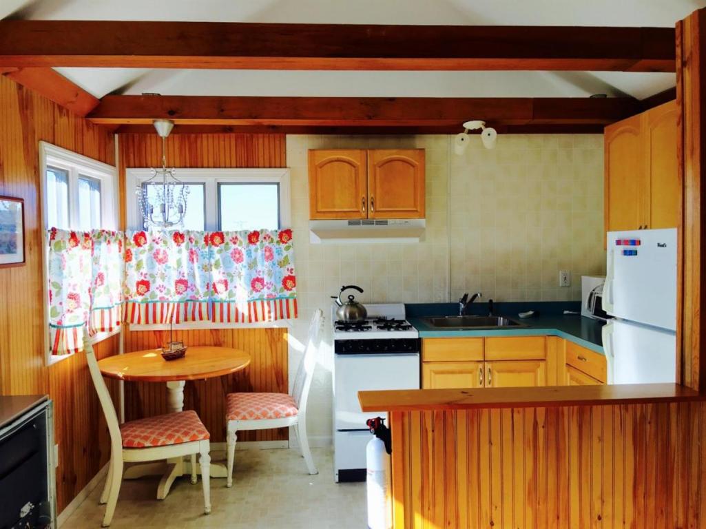 168 Shore Road, Truro, MA 02666