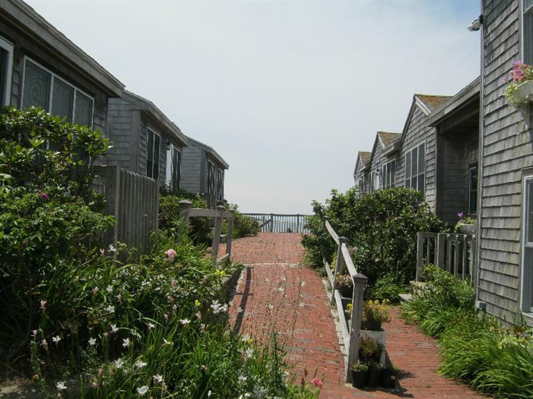 9 Windemere Road, West Yarmouth, MA 02673