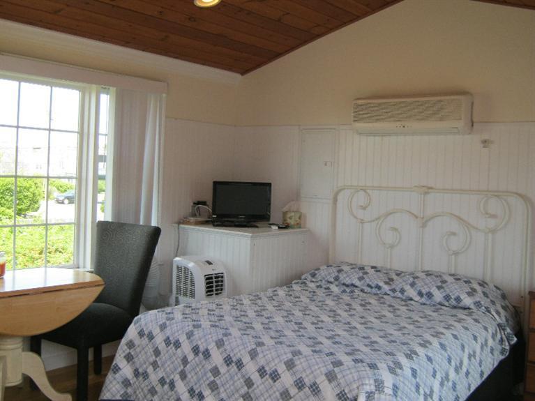 9 Windemere Road, West Yarmouth, MA 02673