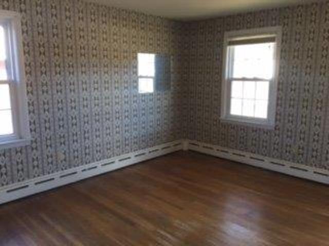 4 Blossom StFairhaven, MA, 02719Bristol County