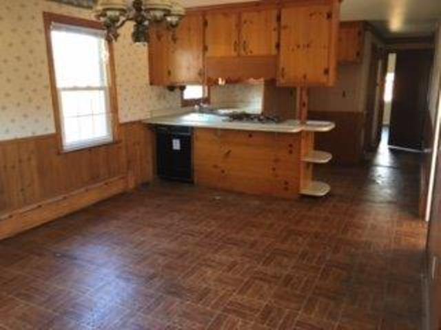 4 Blossom StFairhaven, MA, 02719Bristol County