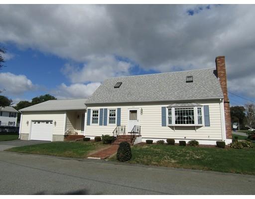 44 Iris Street, Fall River, MA 02720