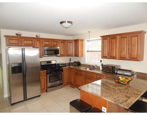530 STEVENS ST, Fall River, MA 02721