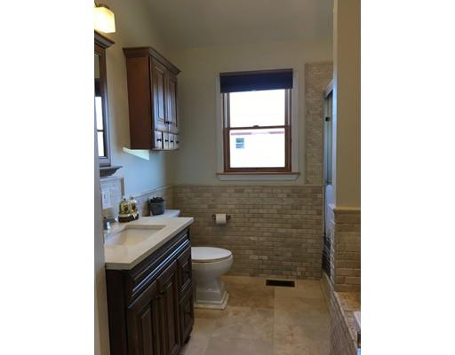 436 Grinnell St, Fall River, MA 02721