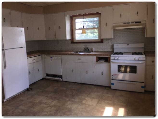 136 Swindells StFall River, MA, 02723Bristol County