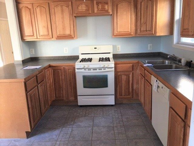 48 Vallonia TerFall River, MA, 02724Bristol County