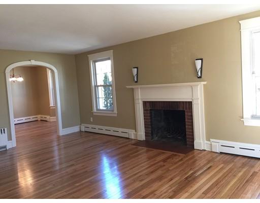 2373 Riverside Ave, Somerset, MA 02726