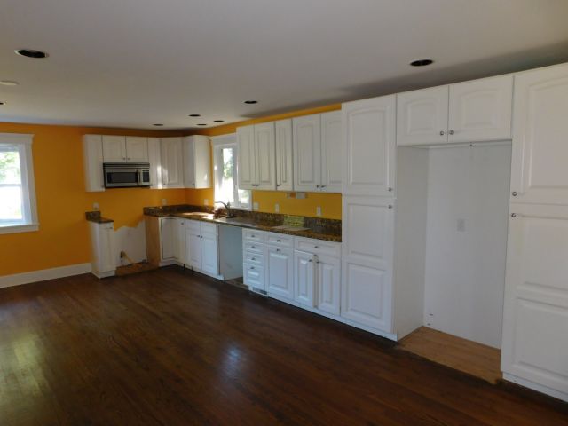 54 Knapp StSomerset, MA, 02726Bristol County