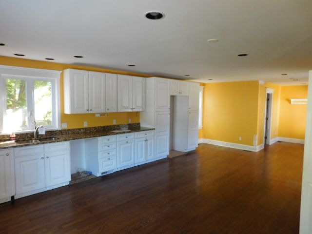 54 Knapp StSomerset, MA, 02726Bristol County