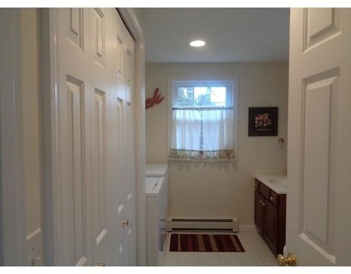 176 Wareham Rd, Marion, MA 02738