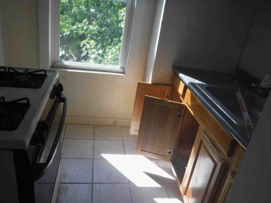 8 Mcmurray Ct03New Bedford, MA, 02740Bristol County