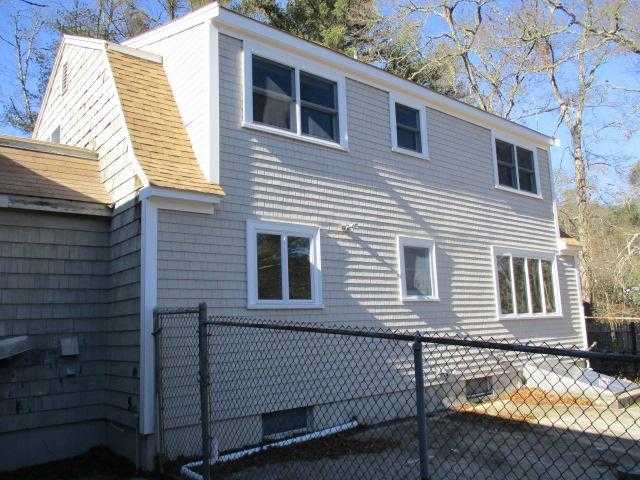 Acushnet, MA 02743