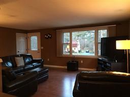 649 Middle Road, Acushnet, MA 02743