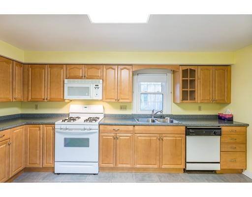3792 Acushnet Ave, New Bedford, MA 02745
