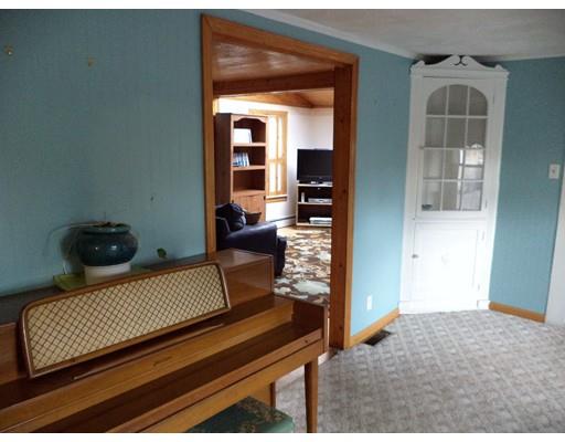 19 Hawthorne Street, North Attleboro, MA 02760
