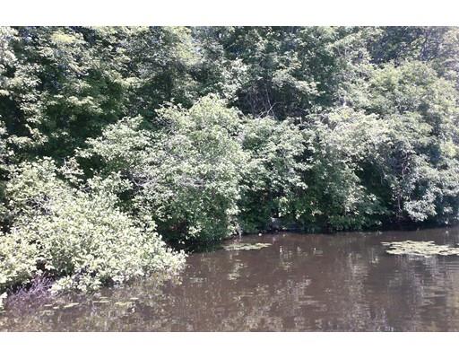 14 Wild Acres Rd, North Attleboro, MA 02760