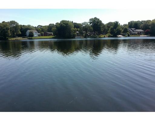 14 Wild Acres Rd, North Attleboro, MA 02760