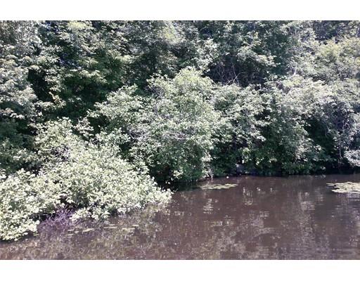 14 Wild Acres Rd, North Attleboro, MA 02760