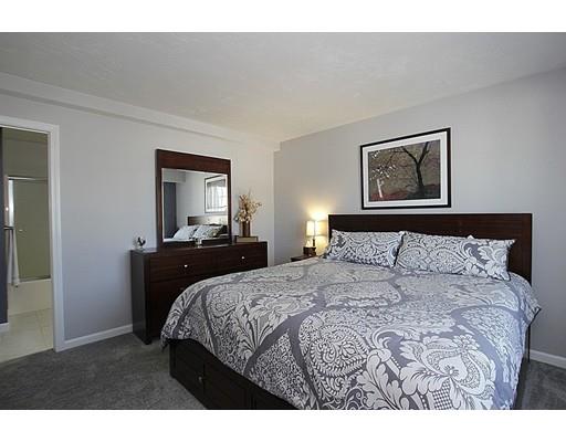 140 Commonwealth Ave, North Attleboro, MA 02760