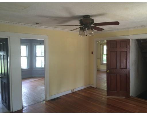 26 Bacon Sq, Plainville, MA 02762
