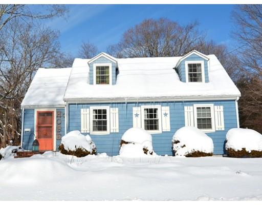 24 Brunner St, Plainville, MA 02762