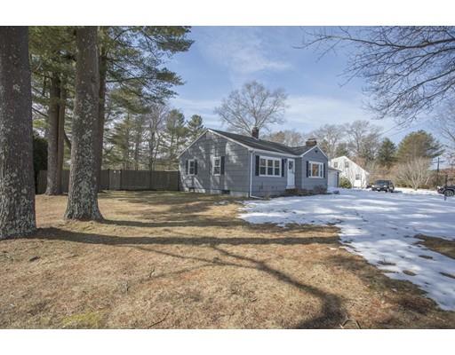 133 King Philip St, Raynham, MA 02767