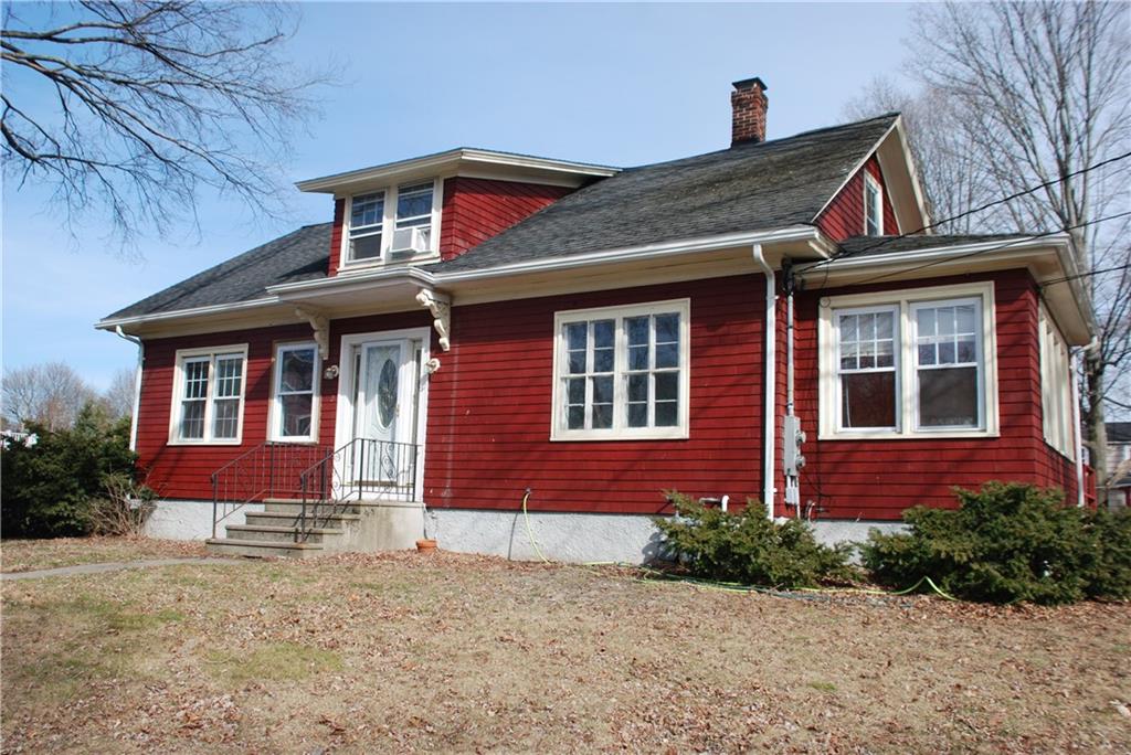2 Bishop Avenue, Seekonk, MA 02771
