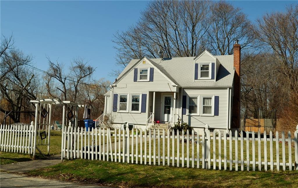 83 Luther Street, Seekonk, MA 02771