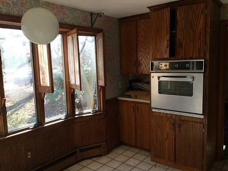 37 HILLER Drive, Seekonk, MA 02771