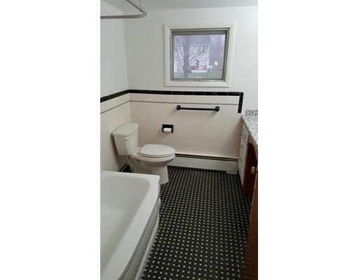 104 Highland Rd, Swansea, MA 02777