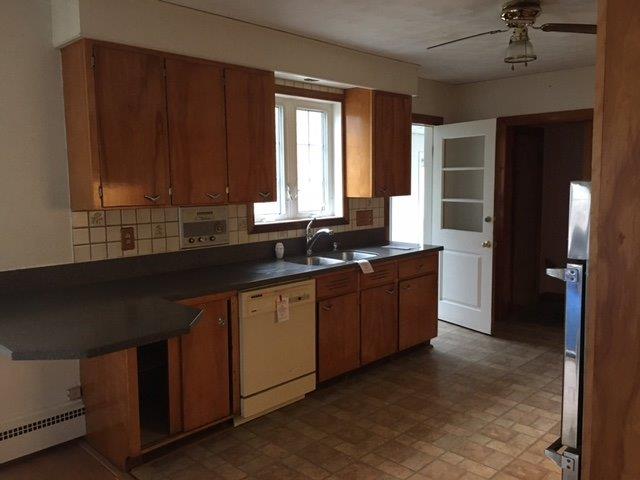 9 Register AveWestport, MA, 02790Bristol County