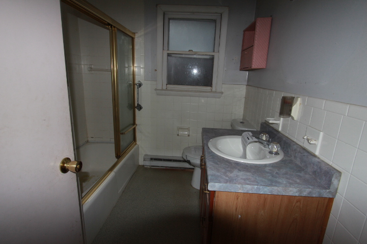 81 Laclede AvenueChicopee, MA, 01020Hampden County