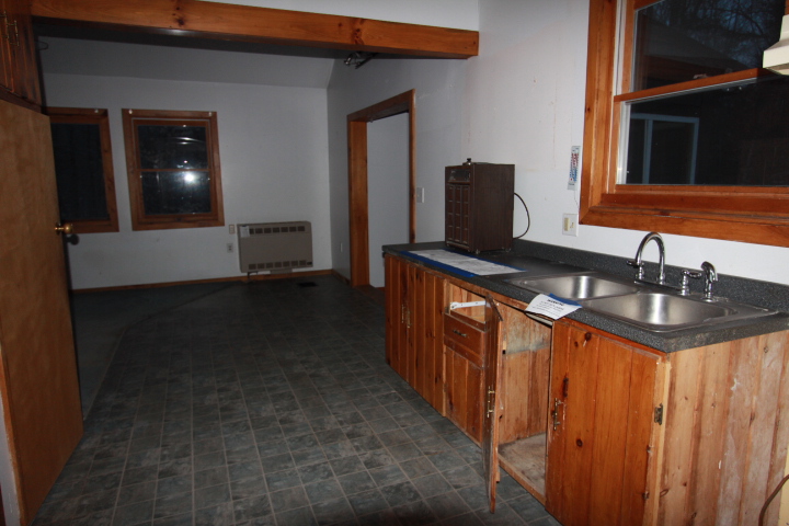 246 Owls Nest LnTolland, MA, 01034Hampden County