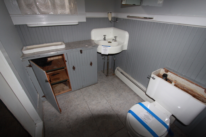 23 Cottage StreetWest Brookfield, MA, 01585Worcester County