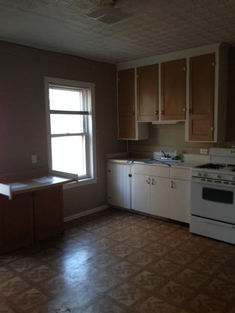 215 Water StLawrence, MA, 01841Essex County